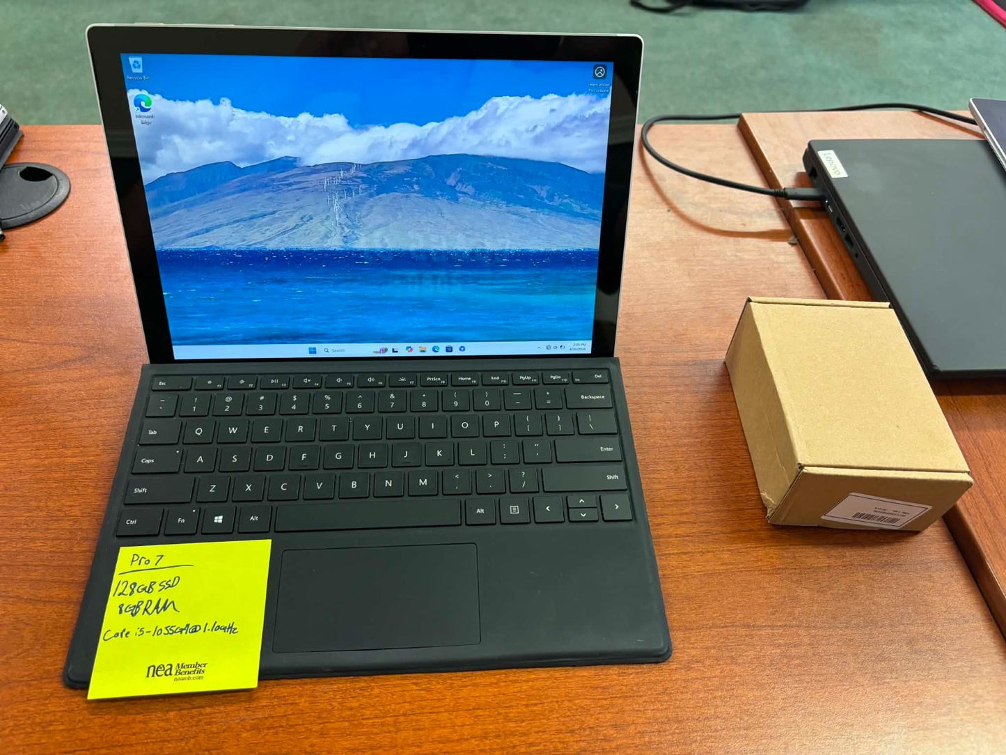 Microsoft Surface Pro 7 Tablet 12.3" i5-1035G4 8GB 128GB SSD Windows 11 Pro