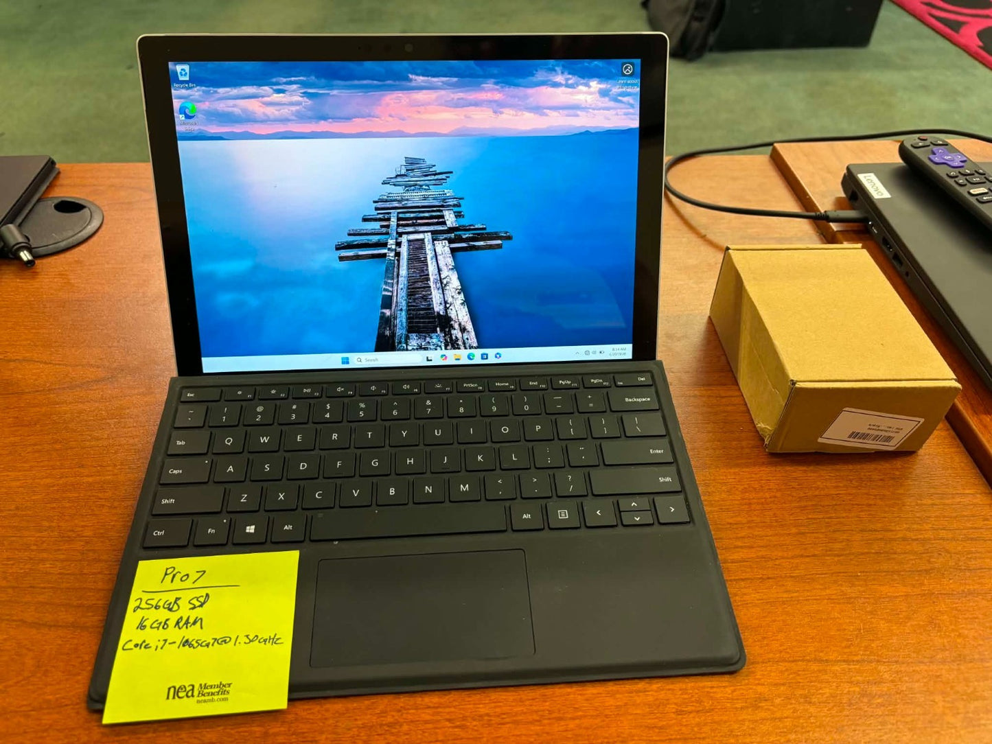Microsoft Surface Pro 7 Tablet 12.3" i7-1065G7 16GB 256GB SSD Windows 11 Pro