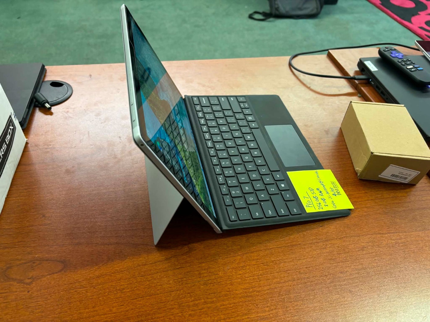 Microsoft Surface Pro 7 Tablet 12.3" i5-1035G4 8GB 256GB SSD Windows 11 Pro
